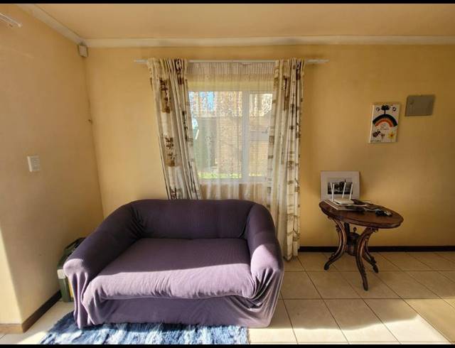 6 BEDROOM HOUSE FOR SALE IN DE KELDERS